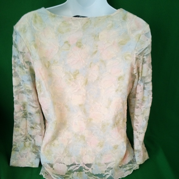Coldwater Creek, sz s lace floral blouse - Picture 4 of 9